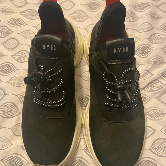 Steve Madden NY90 Myles Camo w/black - Picture 2 of 5